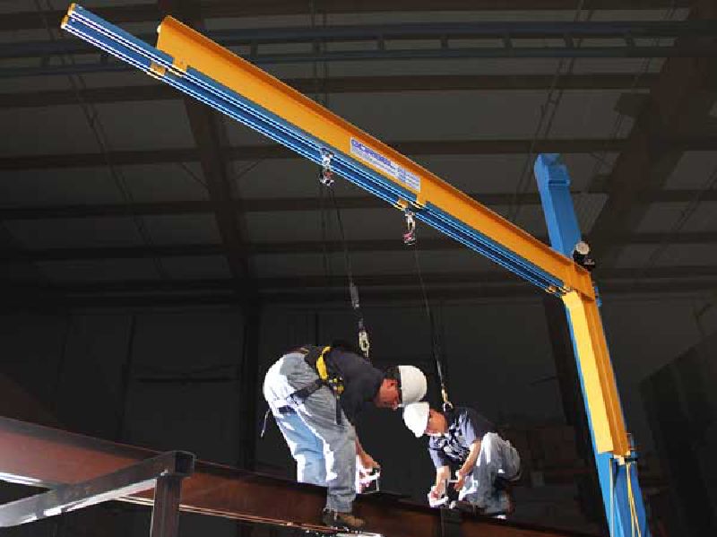 Free Standing Swing Arm from EDGE Fall Protection