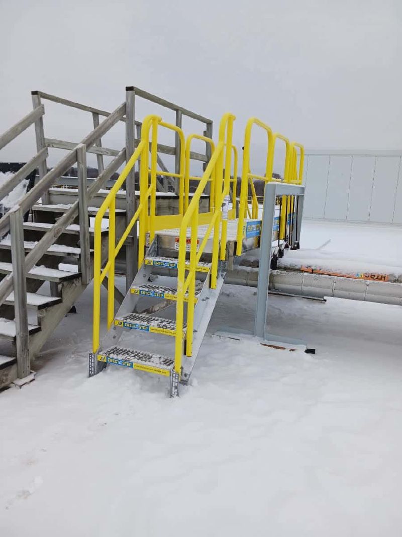 Roof Crossover Ladders from EDGE Fall Protection