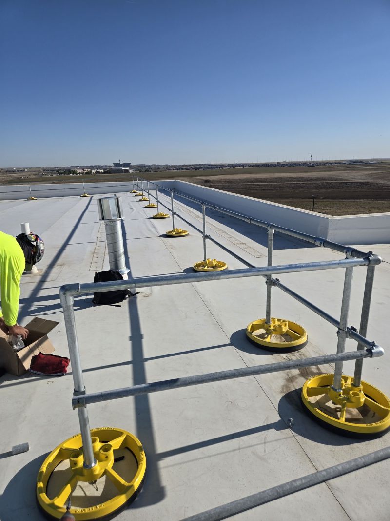 AccuFit Safety Railing from EDGE Fall Protection