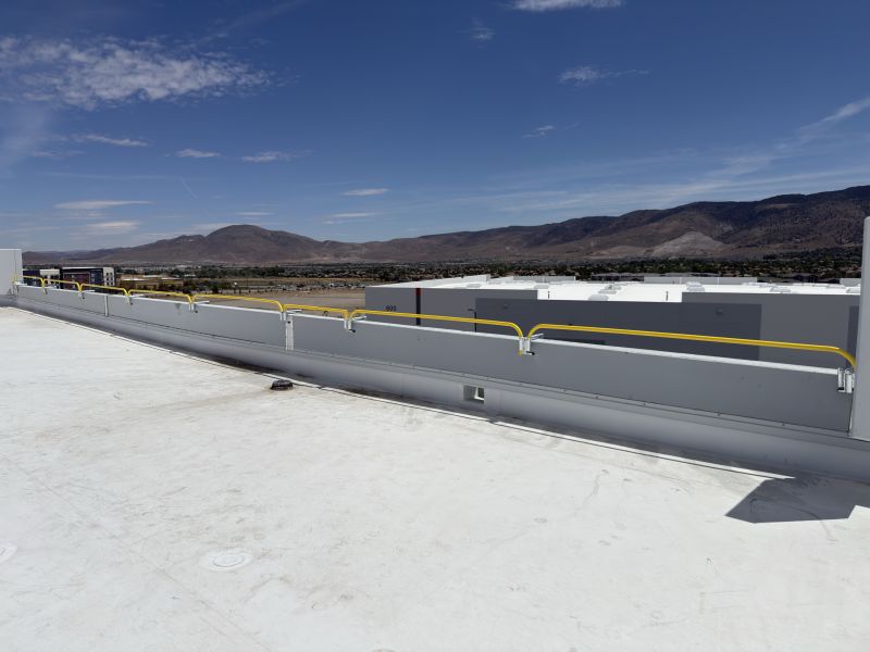 Parapet Wall Clamping Rail from EDGE Fall Protection